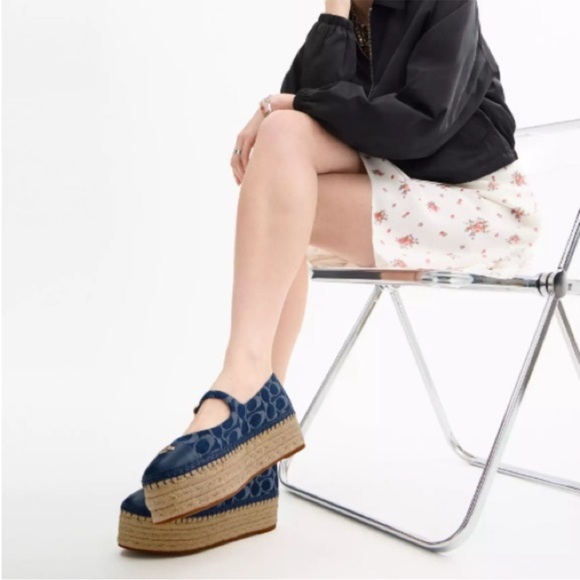 Coach Carmela Espadrille In Signature
Denim # CZ155 Women Size 9.5 US - Picture 1 of 10